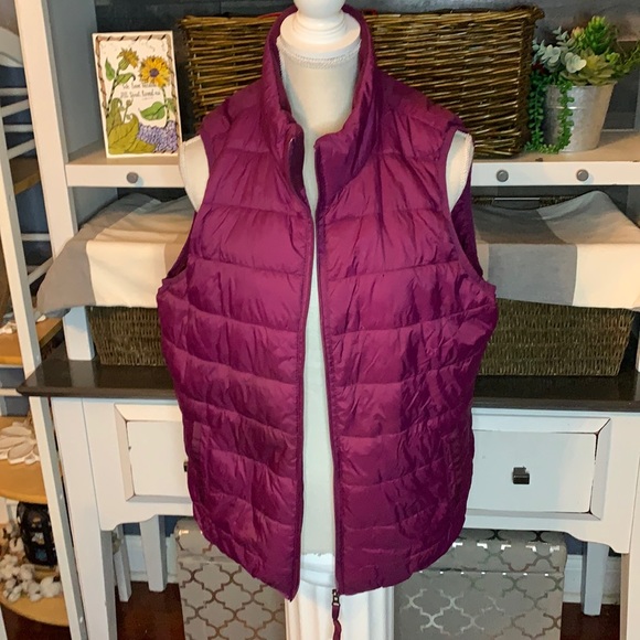 Xersion Jackets & Coats Xersion Packable Plum Puffer Vest Size Xl